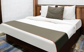 Super Collection O Hotel Day & Night